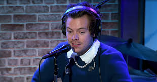 Select from premium helene fischer of the highest quality. Music Icon Harry Styles Performs Effortless Rendition Of Sledgehammer Variety Show