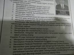 · penyerahan sebanyak mungkin kewenangan pemerintah pusat dalam hubungan domestic kepada pemerintah daerah. Sebutkan Tugas Dan Wewenang Presiden