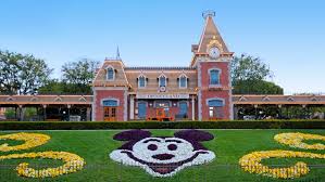 Welcome to the official facebook page of the disneyland resort! Will California S Stay At Home Order Cause Disneyland To Postpone Reopening Inside The Magic