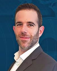 Winnipeg-born and raised Michael Lang is at the forefront of a  technological innovation that can help to change the way neurosurgery is  performed and how brain diseases such as Alzheimer's Disease are