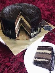 Biarpun harganya sedikit mahal, namun rasa keknya yang begitu lazat dan bermutu tinggi membuatkan anda sanggup membelinya. Foodpornmalaysia On Twitter Resepi Kek Chocolate Indulgence Ala Ala Secret Recipe Bahan Bahan Sponge Mix Coklat 300g Telur 300g Air 60g Sedikit Esen Vanila Minyak Sayuran 60g Https T Co D5ppzs2cxq