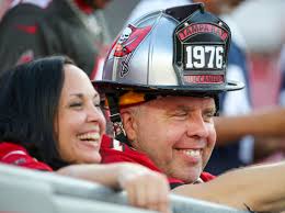 Bucs fans from near and far celebrate opener against Cowboys