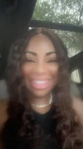 Pick a color… Honey Blonde or Black