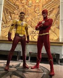 Castle Wyvern In 2020 Kid Flash Grant Gustin Flash Tv Series