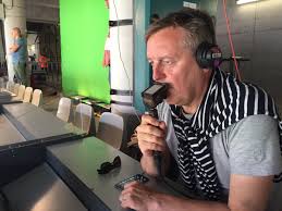 Frank raes en filip joos komen als eerbetoon in de midmid studio vertellen over de argentijnse god. Sporza Auf Twitter Uw Commentator Frank Raes Een Belnoo