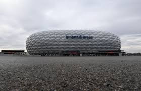Sammlung von josef fehr • zuletzt aktualisiert: Bayern Munchen Dooft Alle Lichten Van Stadion Tijdens Earth Hour Buitenlands Voetbal Ad Nl