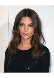 Looks like beach hair has found its fall counterpoint. 9 Best Emily Ratajkowski Hair Moments Mane Addicts