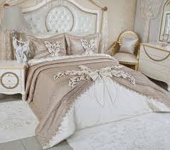 Yatak örtüsü modelleri arasından beğendiğiniz ürüne kolayca sahip olmanın en cazip yolu ceyizdiyari.com. 2020 En Guzel Yatak Ortusu Modelleri