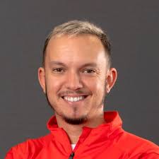 Soooo jobs are literally getting offered at SportsGrad Meetups...