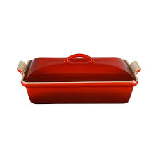 Dutch oven round artisan treats le creuset oven enameled cast iron cookware oven design licorice. Le Creuset Items Every Obsessive Should Own Epicurious
