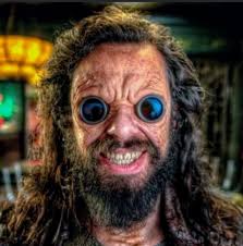 Axel har köpt nya solglasögon