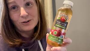 Amazon.com : Apple & Eve 100% Apple Juice 24/10oz Bottles : Fruit Juices :  Grocery & Gourmet Food