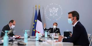 (adjective) following an original exactly. Confinement Strict Ou Limite Quelles Sont Les Pistes Envisagees Par L Executif
