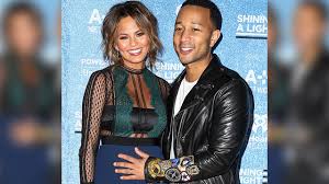 7 weird and wonderful facts about bearded dragons. Chrissy Teigen Hospitalized After Suffering Bleeding During Latest Pregnancy Abc7 Los Angeles