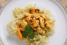 Curried Mussels With Cabbage The Mussels Are Cooked Quot A La Mariniere Quot Then Shelled And Served In A Cr Curry Mussels Cooking Chicken And Mushroom Pie