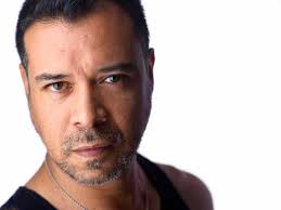 On Skype and at the Fringe En Skype y en el Borde