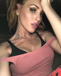 By Sheila Beauchemin  https://www.instagram.com/sheila_beauchemin?igsh=ejlxeHlrbnZrZ24x