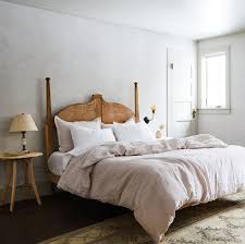 Great color scheme for a modern bedroom that buzzes with inspiring energy. 21 Chic Pink And Gray Bedrooms Bedroom Color Combinations