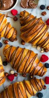 Homemade Nutella Croissants Recipe In 2020 Croissant Recipe Homemade Croissants Homemade Nutella