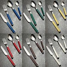The perfect silverware set to expand your cutlery set collection with or gift to someone as a birthday, christmas, or wedding present. Villeroy Boch Porcelain Glass Cutlery