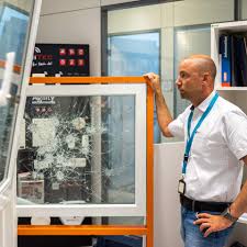 Comment les cambrioleurs vérifient-ils si vous êtes chez vous ?