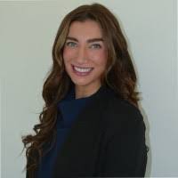 Sarah Graney's Instagram, Twitter & Facebook