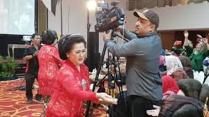 Setiap bangun pagi sebaiknya kita sudah. Kata Kata Tedak Siten Cuitan Dokter Dubai Khalifa