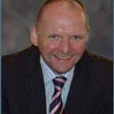 Paul Roche's Instagram, Twitter & Facebook