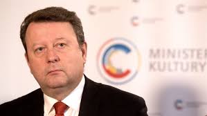 Nejedná se o profil poslance miloslava roznera! Stankuv Tezky Ukol Cssd Neveri Ze Ministr Uklidni Situaci V Kulture Idnes Cz