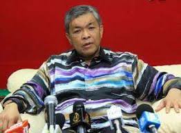 Bantuan kerajaan sebanyak seribu ringgit kepada bekas anggota tentera tidak berpencen berkemungkinan akan diberi secara tahunan. Ahmad Zahid Hamidi Janji Bantu 80 000 Bekas Tentera Tidak Berpencen Baca