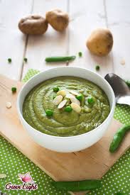 Vellutata di piselli e patate un primo piatto primaverile facile e veloce da preparare. Vellutata Light Di Piselli E Patate Con Il Bimby E Senza Giovi Light