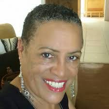 Danielle Paynter's Instagram, Twitter & Facebook