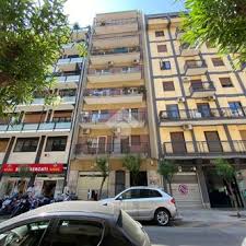 Loft/open space in affitto da privato a bari, città vecchia. Gmpewo Cssfhrm