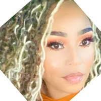 Courtney Rainey's Instagram, Twitter & Facebook