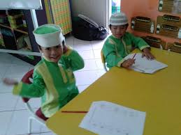 Menurut pelajar pelajar yang pernah menduduki ukkm sebelum ini, soalan matematik adalah soalan yang pelik pelik. Facebook