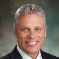 100+ perfiles de «Shultz»