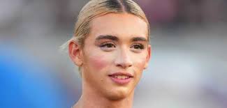 Andrew Scott stars in trailer for Lena Dunham comedy Too Much