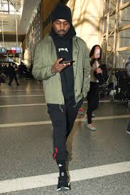 See pictures and shop the latest fashion and style trends of kanye west, including kanye west wearing and more. Kanye S Fashion Once Inspirational Now Falls Flat The Diamondback