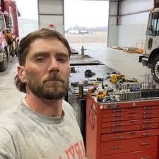 Ty Hickman's Instagram, Twitter & Facebook