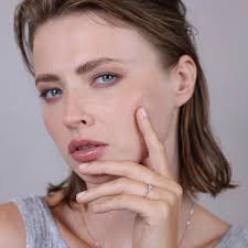 375 White Gold Solitaire Ring with Lab Grown Diamond 0.097Ct