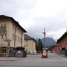 Tripadvisor has 518 reviews of brannenburg hotels, attractions, and restaurants making it your best brannenburg travel resource. Mobbing Vorwurfe In Hochstaufen Kaserne In Reichenhall Verteidigungs Ausschuss Bad Reichenhall