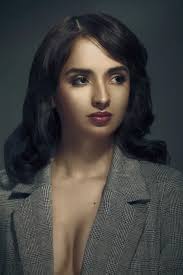 Carina Valencia's Instagram, Twitter & Facebook