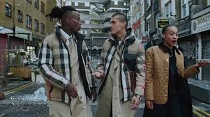 Singin' in the rain was first performed by doris eaton travis, but it's most known from the famous 1952 musical film of the same name. Burberry Reimagines Singing In The Rain In Choreographed Christmas Campaign Campaign Brief