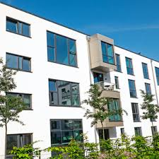 Og eines sehr gepflegten mehrfamilienhaus (mit fahrstuhl) ausgestattet mit einer einbauküche, ein bad mit badewanne und zwei sonnige. Degant Immobilien In Weissenhorn Ihr Partner Im Verkauf Kauf Und Vermieten Von Immobilien Und Wohnungen