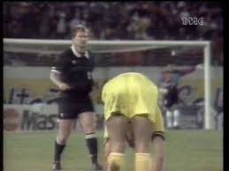 Un día después del cumpleaños número 33 de diego armando maradona, la selección argentina jugaba el partido de ida del repechaje para clasificar al mundial de estados unidos que se iba a jugar en 1994. 1993 Argentina Australia Repechaje Usa 1994 Vuelta Youtube