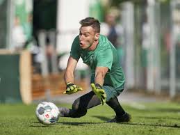 Butter bei die fische mit florian kohfeldt, dem cheftrainer des sv werder bremen. Jiri Pavlenka Sommer Wechsel Das Sagt Der Werder Bremen Torwart Werder