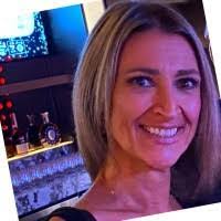 Ginger Mclean's Instagram, Twitter & Facebook