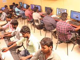 Qiams provide a professional video editing techniques which is useful for the movie editing, ad film editing. Bridge Academy Film Editing Diploma Course In Chennai