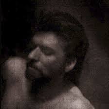 Review: The Daniels' Heartfelt 'Swiss Army Man' is a Zany Existentialist  Buddy Comedy