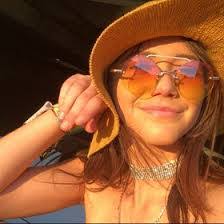 Faith Mercer's Instagram, Twitter & Facebook